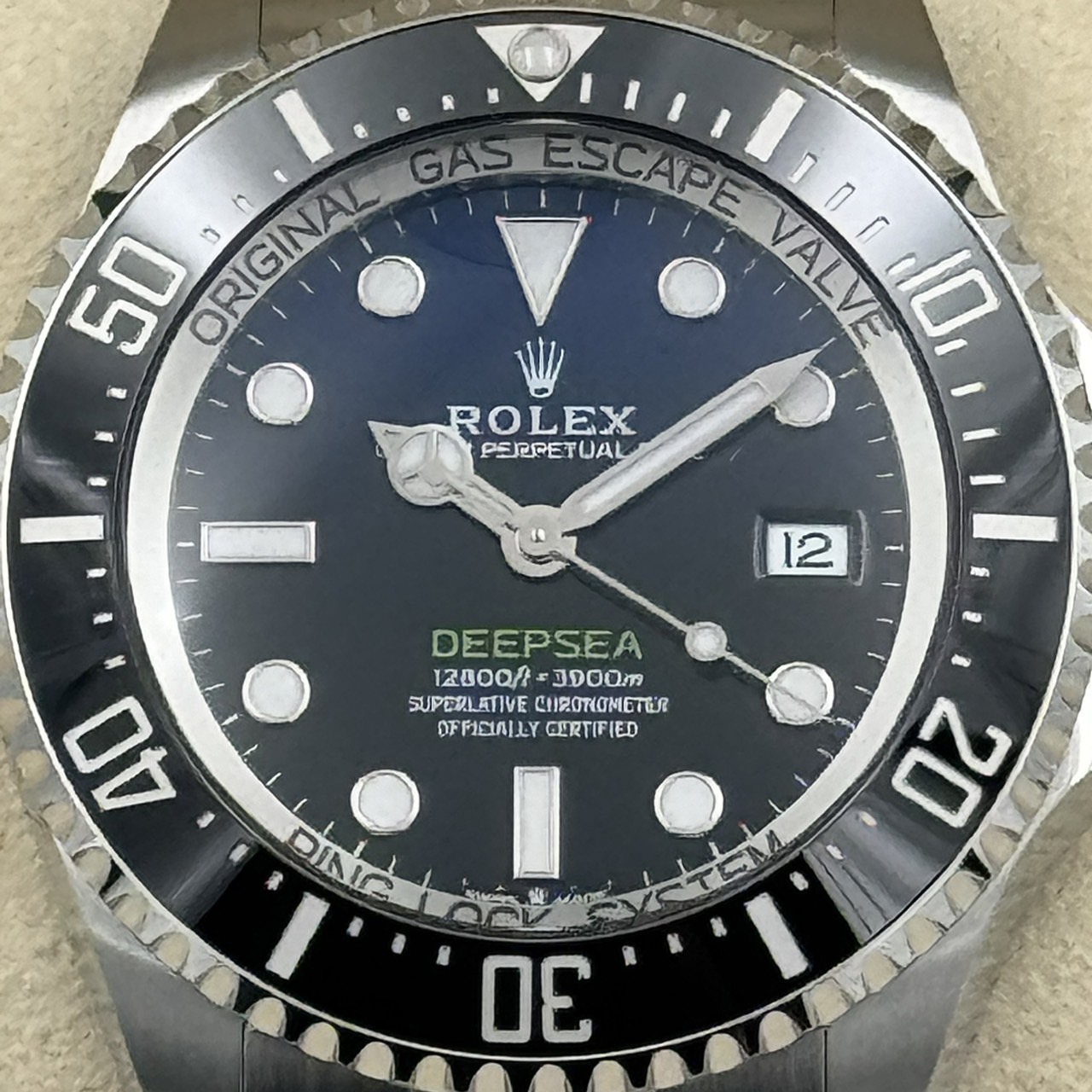 ROLEX (����å���) �����ɥ����顼�ǥ����ץ��� 136660 D�֥롼 SS ̤���� ���ض�Ź CAT-490