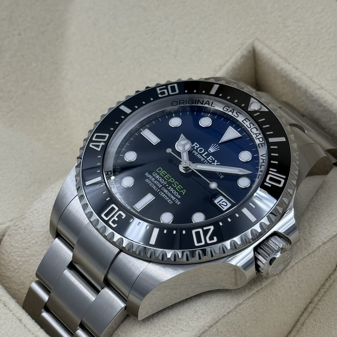 ROLEX (����å���) �����ɥ����顼�ǥ����ץ��� 136660 D�֥롼 SS ̤���� ���ض�Ź CAT-490