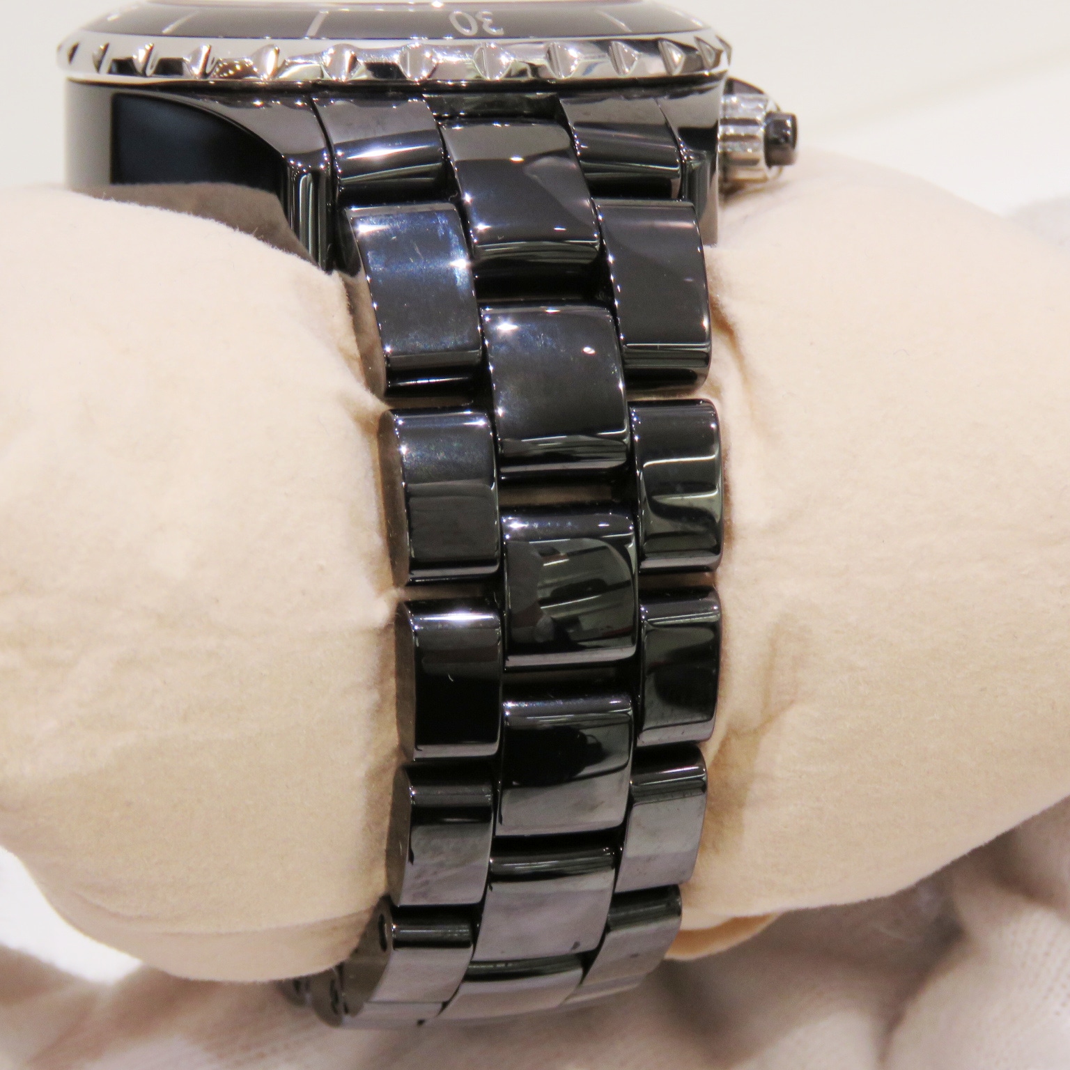 B-025 CHANEL (����ͥ�) J12 �����Υ���� �ӻ��� H0940 �֥�å� SS/����ߥå� ��� ���Ź