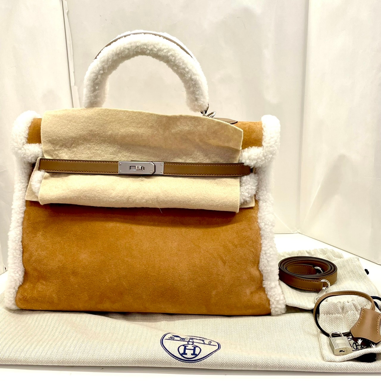 HERMES(����᥹)  ���꡼35 �ƥǥ� ����⥢�ߥ������ߥ��륶��/SV��� ���ꥺ�꡼�ߥࡼ�ȥ�ߥ����ե� B��� �����  (����Ź)
