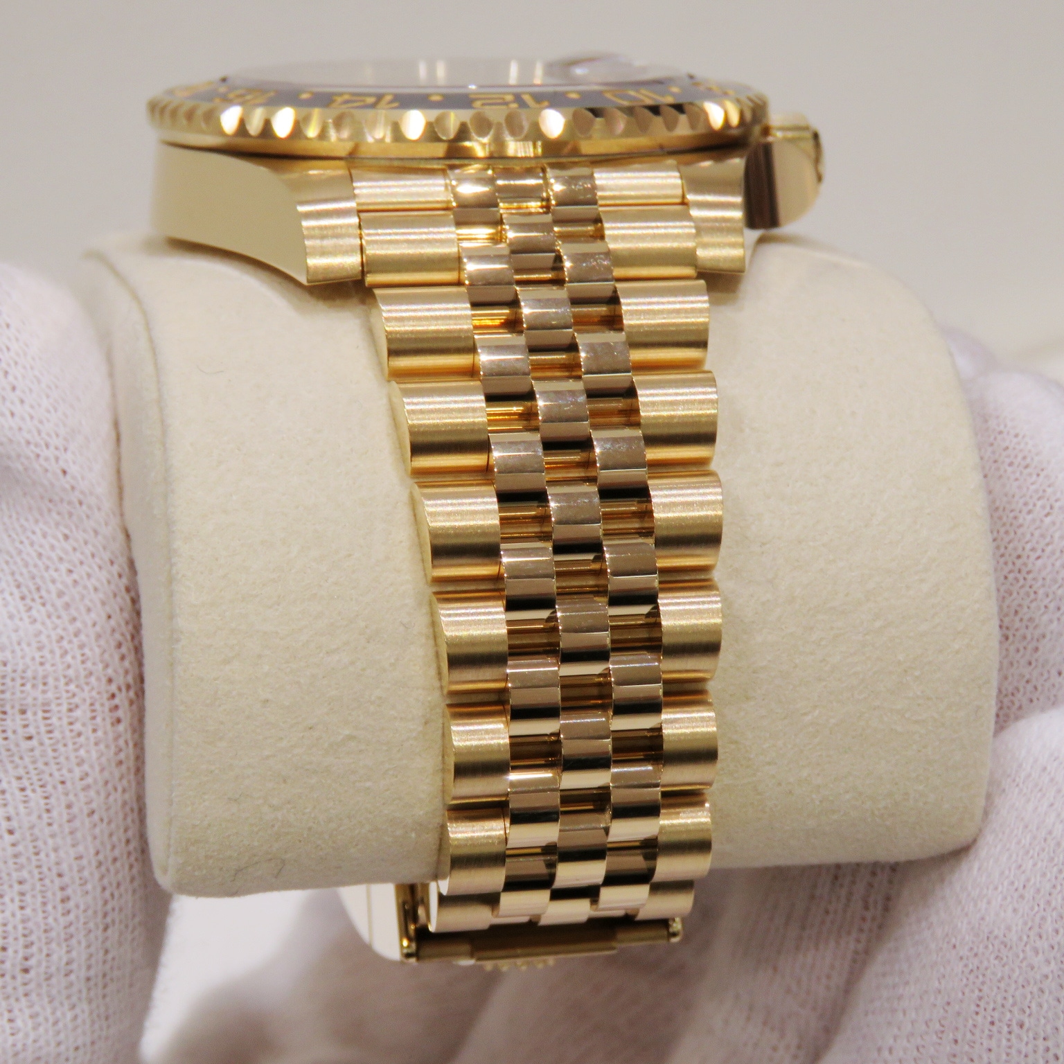 C-258 ROLEX (����å���) GMT�ޥ������� �ӻ��� 126718GRNR �֥�å� YG ����ӥ꡼ ̤Ĵ�� ��°�ʴ��� ̤���� ���Ź