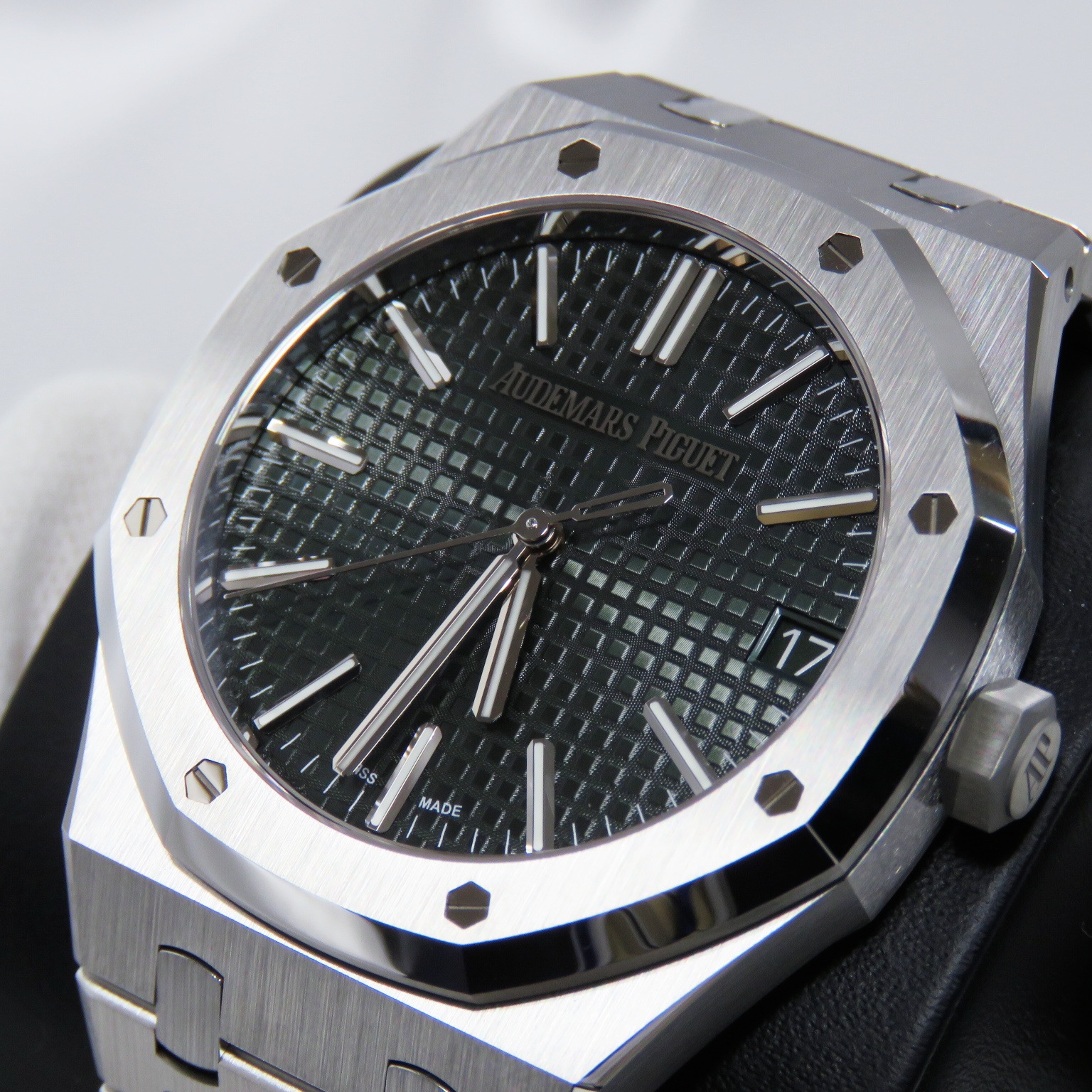 D-297 AUDEMARS PIGUET (�����ǥޡ��ԥ�) ������륪���� �����ȥޥƥ��å� �ӻ��� 15510ST.OO.1320ST.09 ���꡼�� SS ��°�ʴ��� ̤���� ���Ź