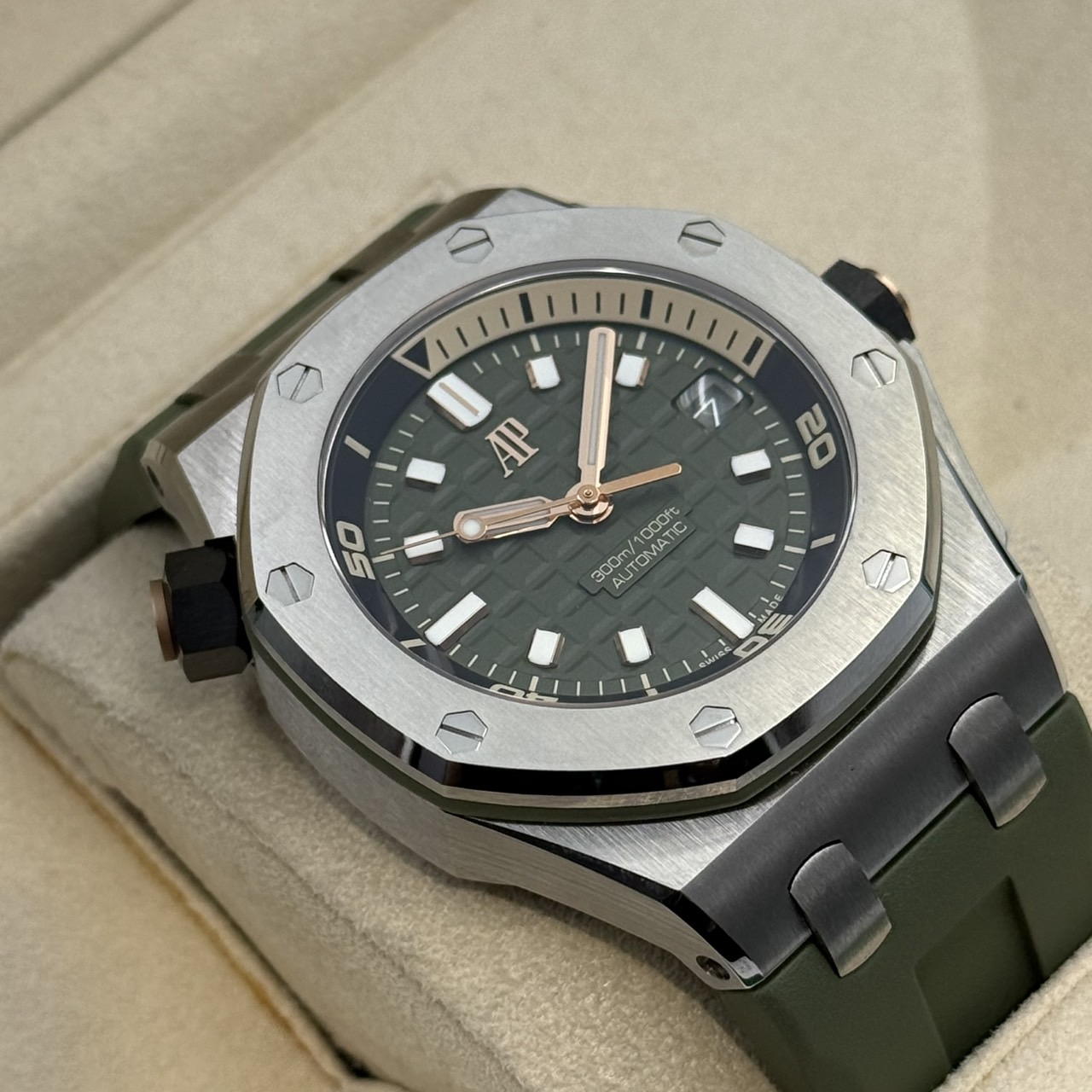 AUDEMARS PIGUET(�����ǥޥԥ�) ������륪�������ե��祢�����С� 15720ST.OO.A052CA.01 ������ ������� ���ض�Ź ST-327