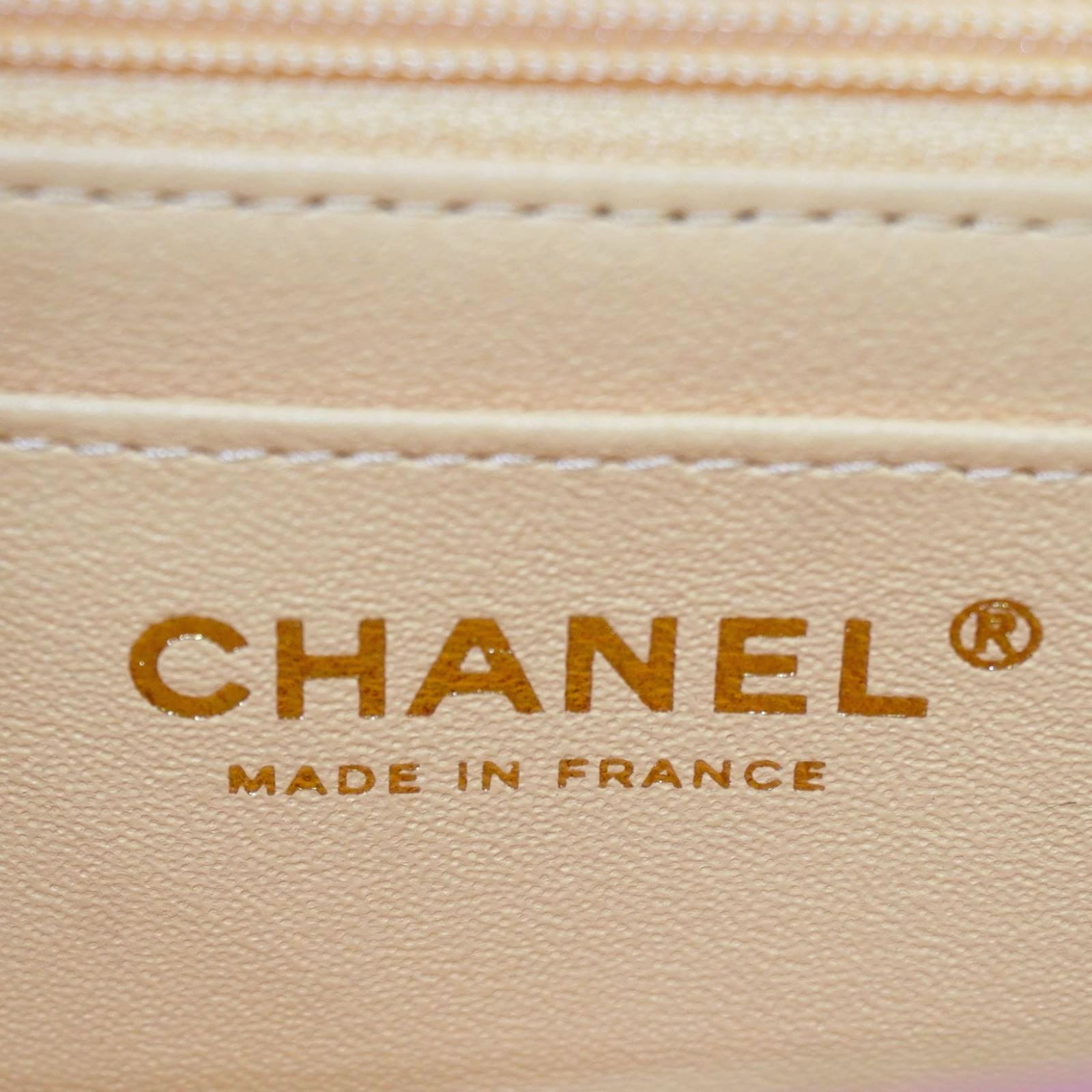 CHANEL (����ͥ�) �ߥ˥ޥȥ�å�20 �������󥷥������Хå� A69900 �ԥ�/��������(�쥤��ܡ����) ��ॹ���� ̤���� Z73 ���Ź