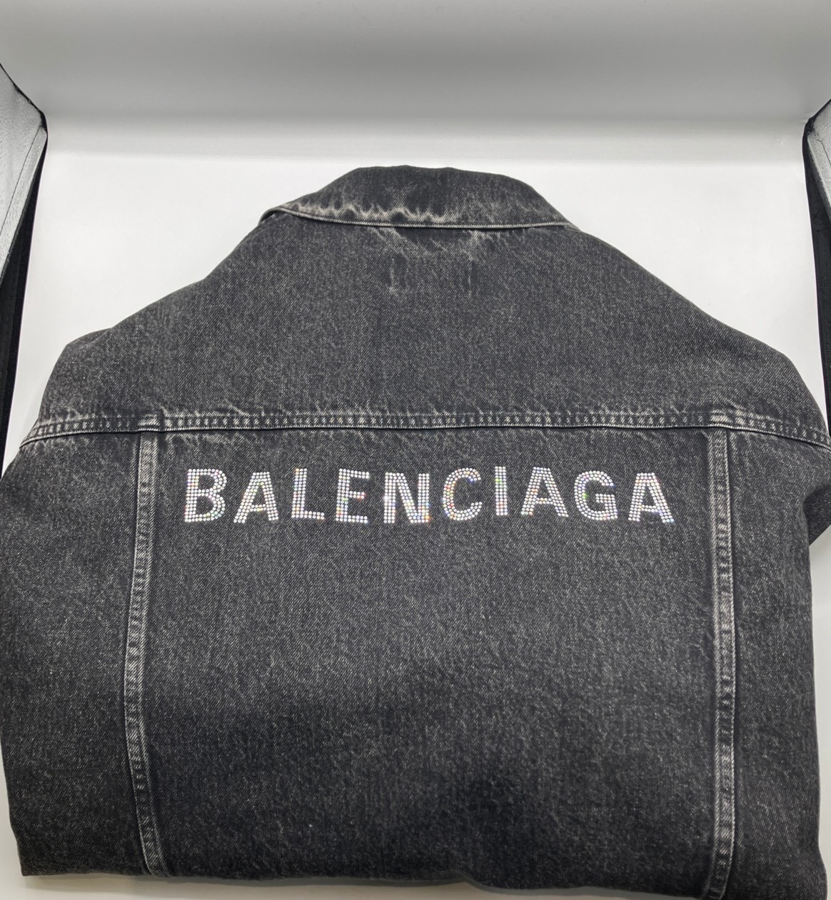 BALENCIAGA (�Х�󥷥���)��˥��å����������С��������ǥ˥�JKT��729353���֥�å���������3���ϥ󥬡��դ���̤������ ��AE-375������Ź��