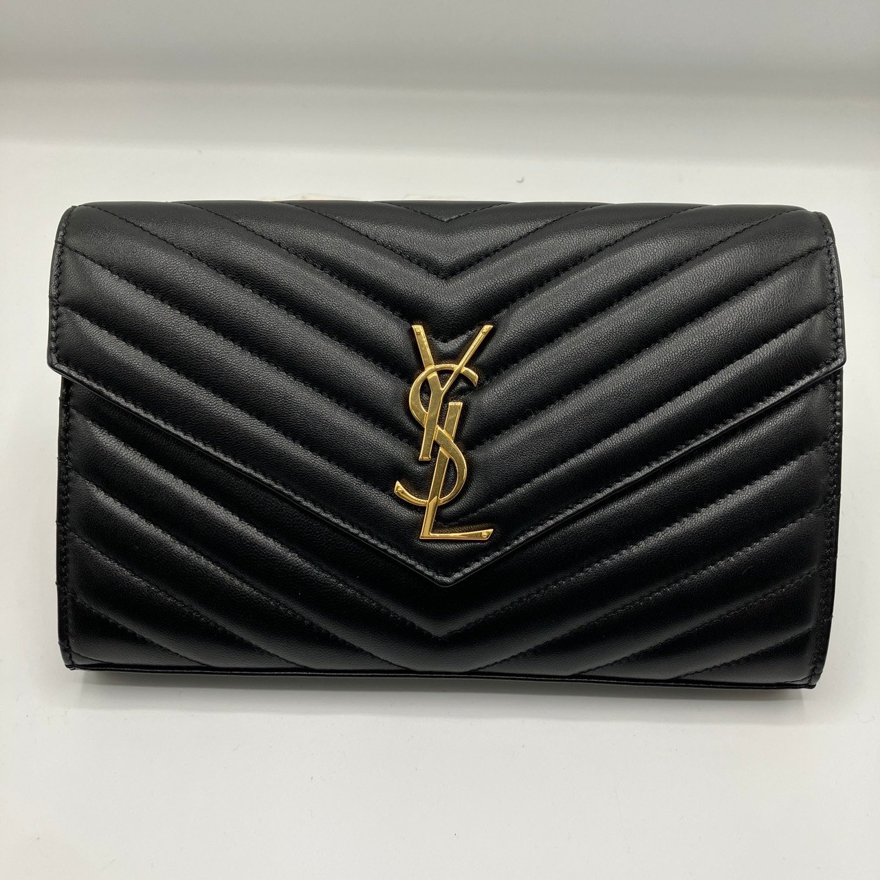 SAINT LAURENT(サンローラン) カサンドラ チェーン ウォレット 長財布