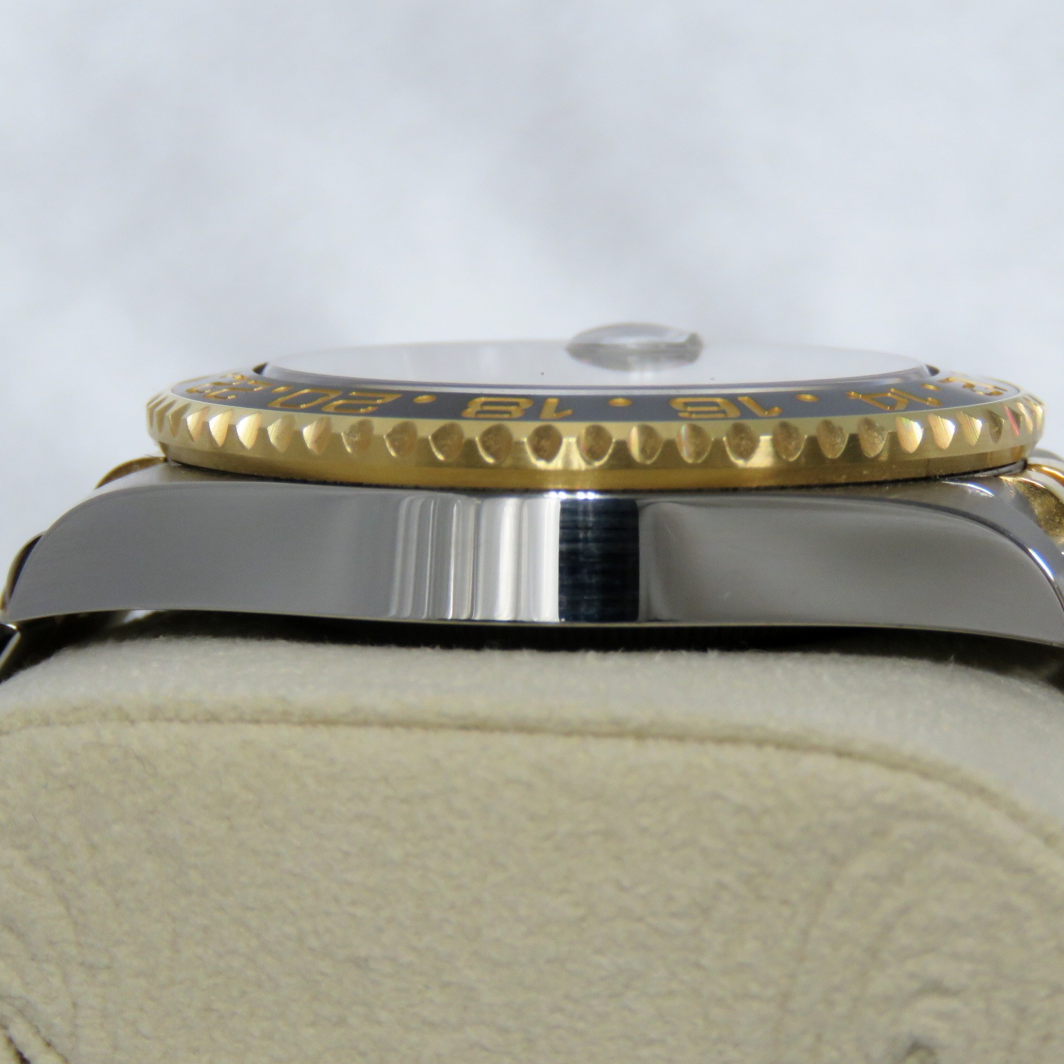 D-201 ROLEX (����å���) GMT�ޥ������� �ӻ��� 126713GRNR �֥�å� SS/YG ����ӥ꡼ ��°�ʴ��� ��� ���Ź