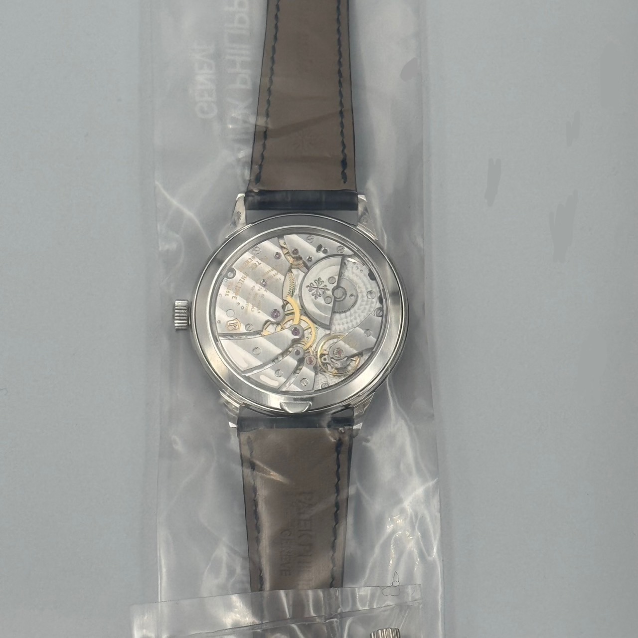 PATEK PHILIPPE (�ѥƥå��ե���å�) �����ɥ���ץꥱ������� 5236P-001 �֥�å�����ǡ������֥롼 ����Ʊ�� CAT-721 ���ض�Ź