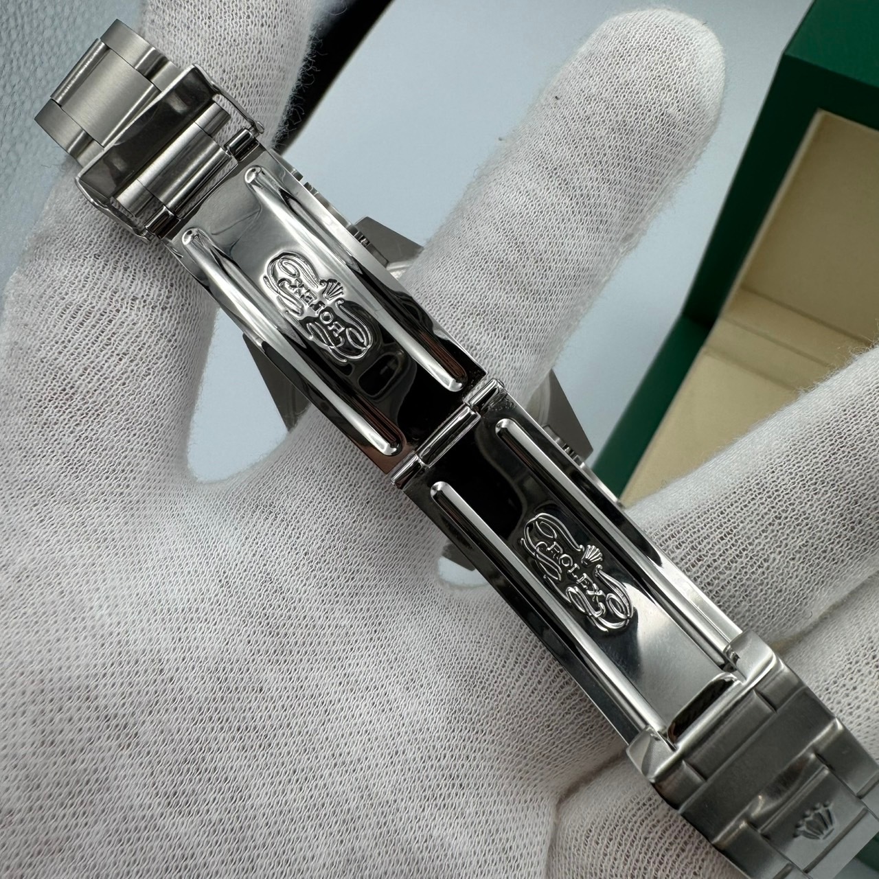 ROLEX (����å���) �������ץ����顼�� 16570 Y�� �֥�å� SS ����� ���ض�Ź CAT-536