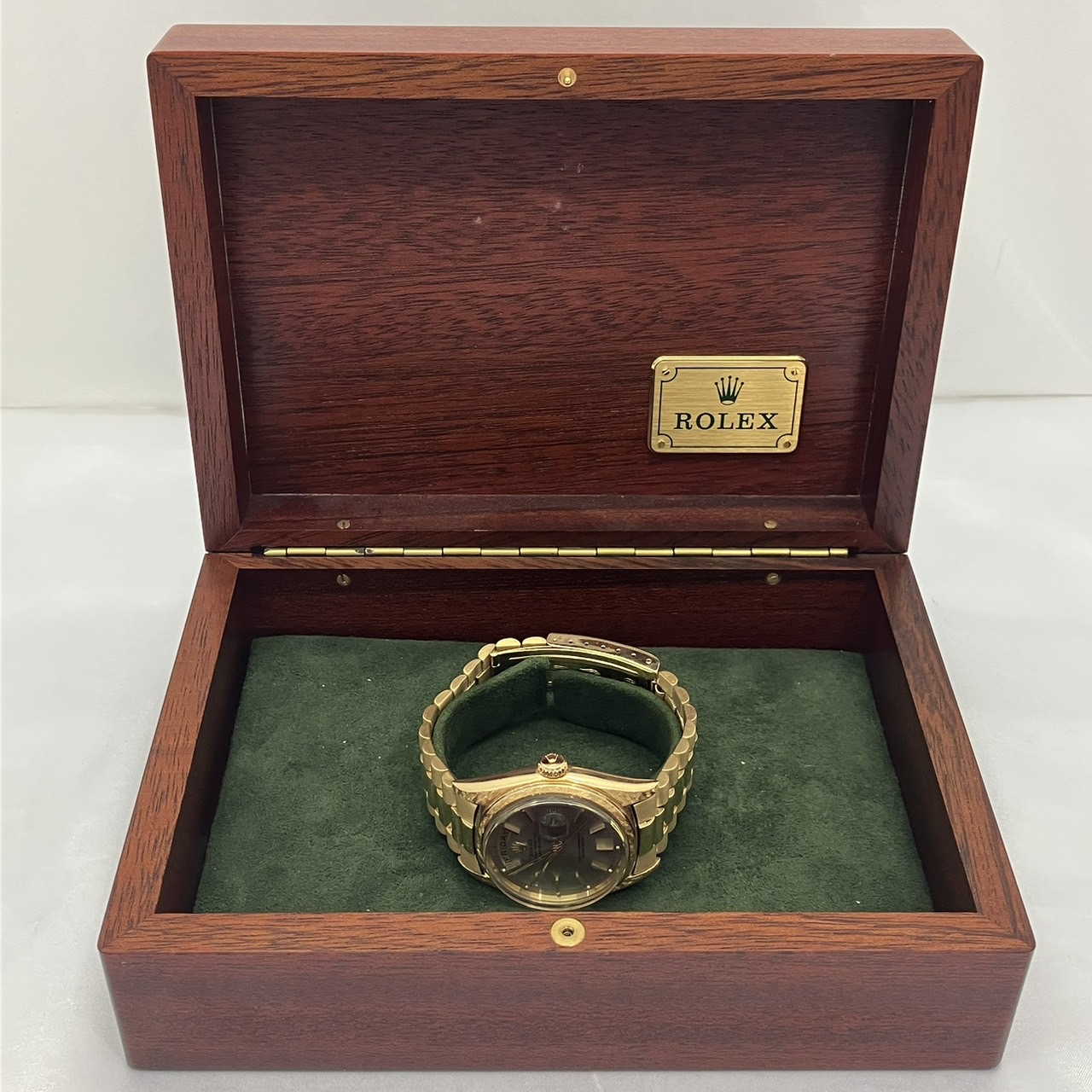 ROLEX(����å���) �ǥ��ǥ��� 1806 ���졼ʸ���� ����� ���֥쥹�ҳ������դ��ù����ꡣ���ʶ��뽪λ�ΰ�OH�Բ� UG-328 (����Ź)