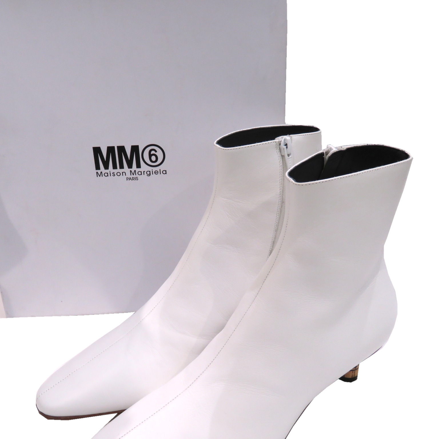 Maison Margiela(�᥾��ޥ른����) MM6���硼�ȥ֡��� �ۥ磻�� �쥶�� ̤������ A16 ���Ź