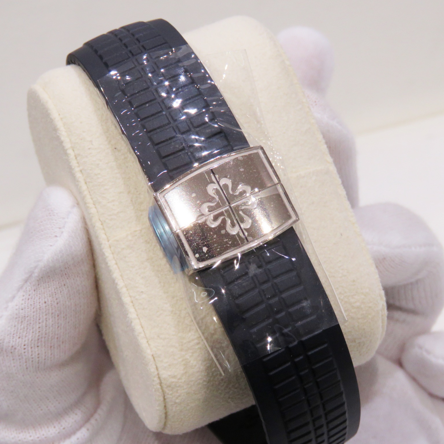PATEK PHILIPPE (�ѥƥå� �ե���å�) �������Ρ��� 20��ǯ��ǥ� �ӻ��� 5168G-001 �֥롼 WG ��С� ��°�ʴ��� ̤���� A-228 ���Ź
