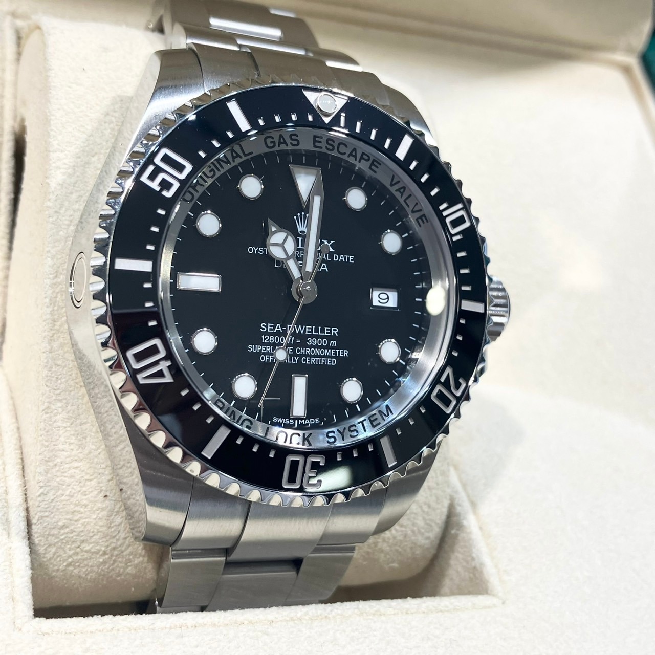 ROLEX(����å���) �����ɥ����顼 116660 �֥�å�ʸ���� 2013ǯ3�� ����� UL-2 (����Ź)