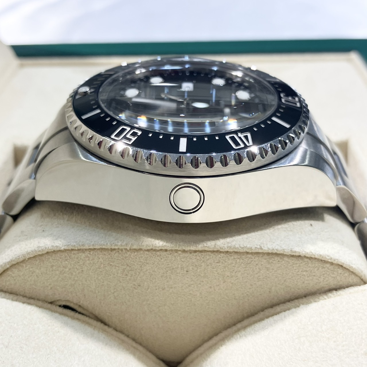 ROLEX(����å���) �����ɥ����顼 116660 �֥�å�ʸ���� 2013ǯ3�� ����� UL-2 (����Ź)