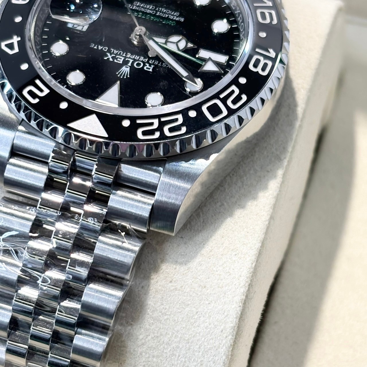 ROLEX(����å���) GMT�ޥ������� 126710GRNR ����ӥ꡼ 2026ǯ3�� ̤���� UL-28 (����Ź)��