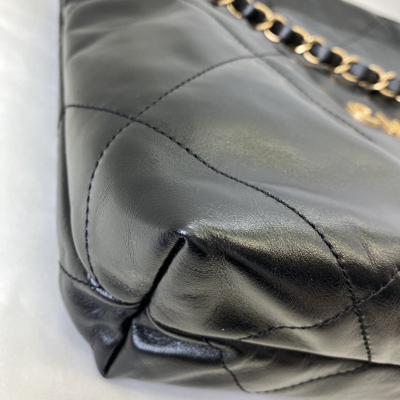CHANEL(����ͥ�) ����ͥ�22 ���⡼�� �������󥷥������Хå� AS3260 �֥�å�(G���) ���㥤�ˡ� �����ե����� ���ꥢ��ץ졼�� (����Ź)