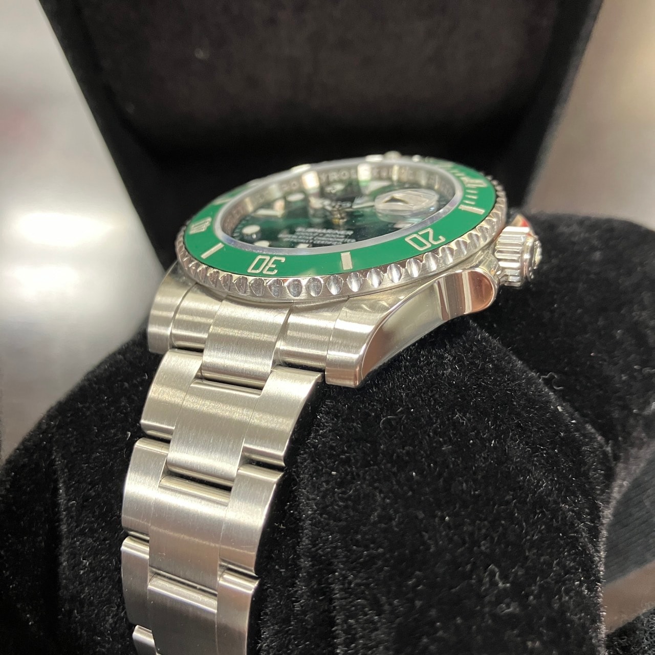 2脚まとめ買い Un 116610LV グリーン ROLEX（ロレックス）サブマリーナ デイト 中古
