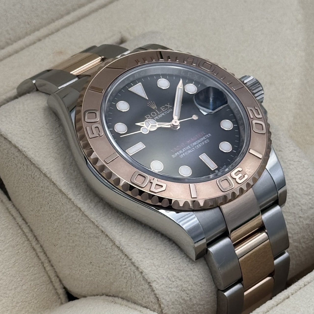 ROLEX (����å���) ��åȥޥ�����40 126621 �֥�å� ����� ���ض�Ź CAT-697
