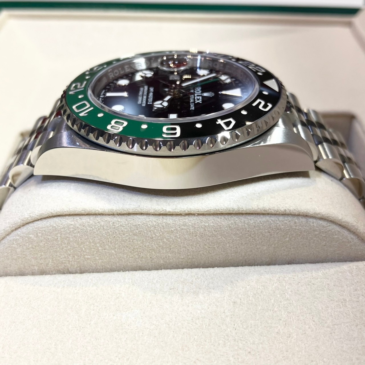 ROLEX(����å���) GMT�ޥ������� 126720VTNR �֥�å�ʸ���� 2025.5�� ����Ʊ�� UK-13 (����Ź)