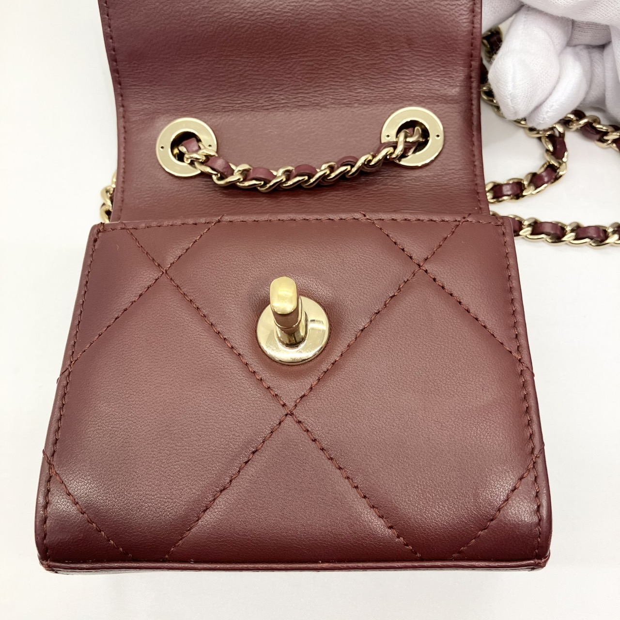 CHANEL(����ͥ�) �ߥ˥������󥷥������Хå� �ܥ�ɡ�/G��� ������/28�� ���A (����Ź)