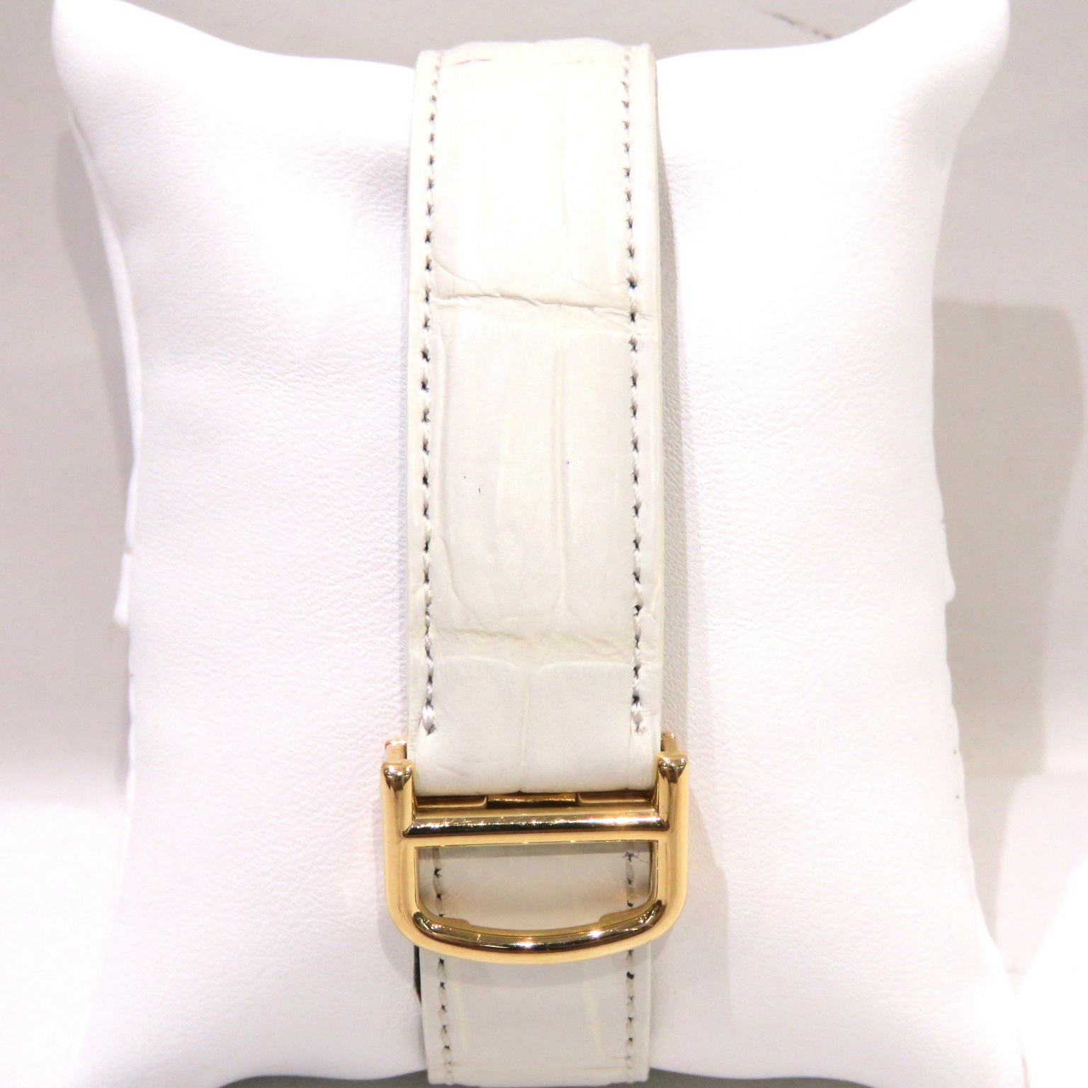 Cartier (����ƥ���) ����ȥ��饦��ɥ����Υ�ե�å���  �ӻ��� 15300C1049 �ۥ磻�� �ۥ磻�ȥ쥶�� �����̵�� ��Ȣ��OH�����񡦺���ͭ ���A Y-066 ���Ź