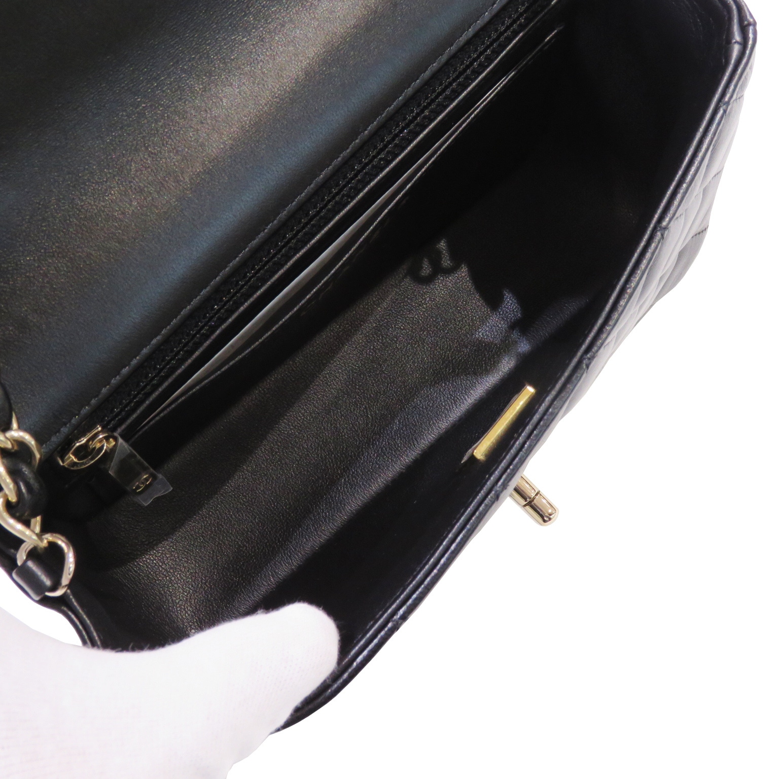 CHANEL (����ͥ�) �ߥ˥��饷�å��ϥ�ɥХå�(�ߥ˥ޥȥ�å�20) A69900 �֥�å�(�����ѥ󥴡���ɶ��) ��ॹ���� ���A B133 ���Ź