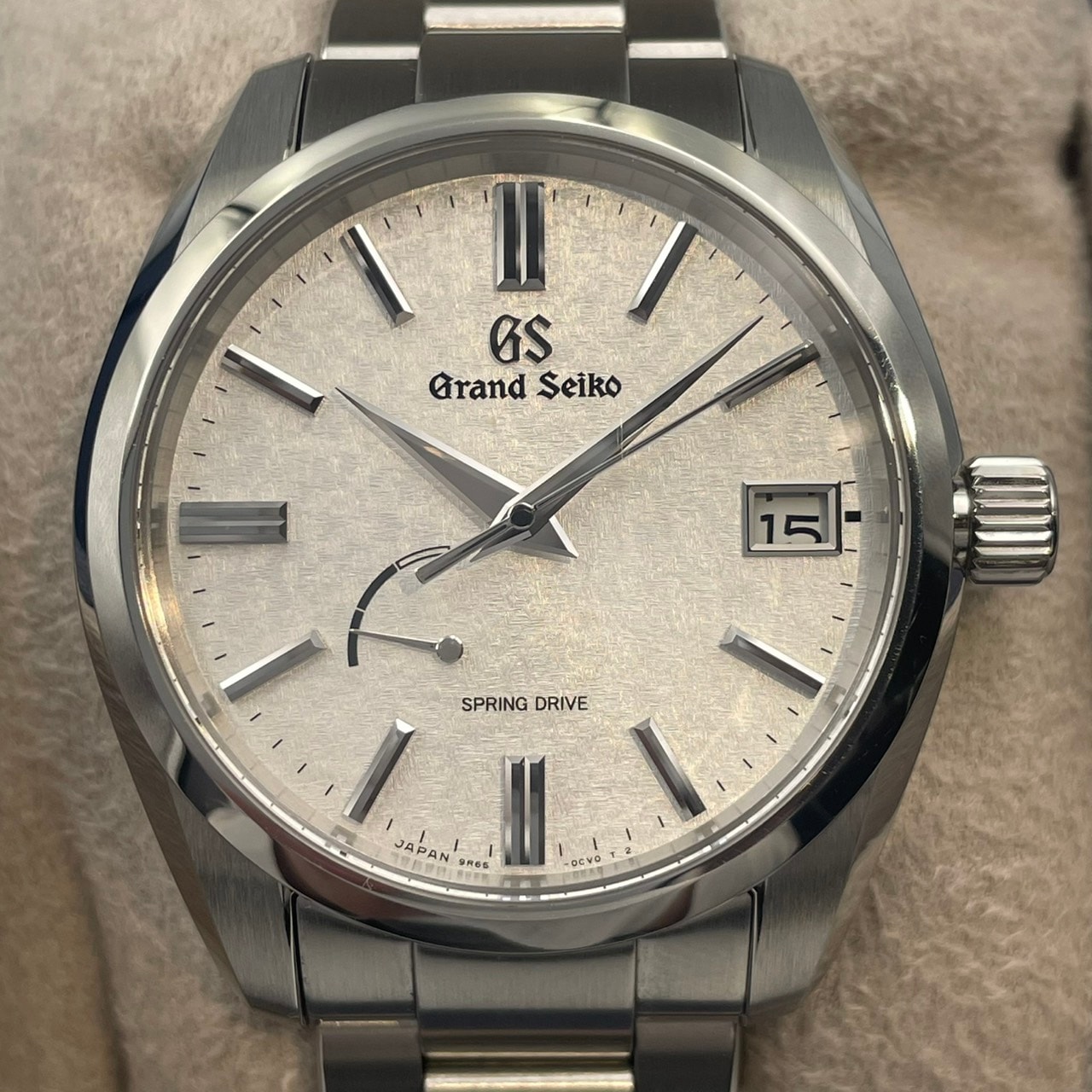 Grand Seiko (�����ɥ�������) ���ץ�󥰥ɥ饤�� SBGA465 �ۥ磻�� 2025ǯ12�� 4����Ĵͭ ��°�ʴ��� ����� ST-115 ���ض�Ź