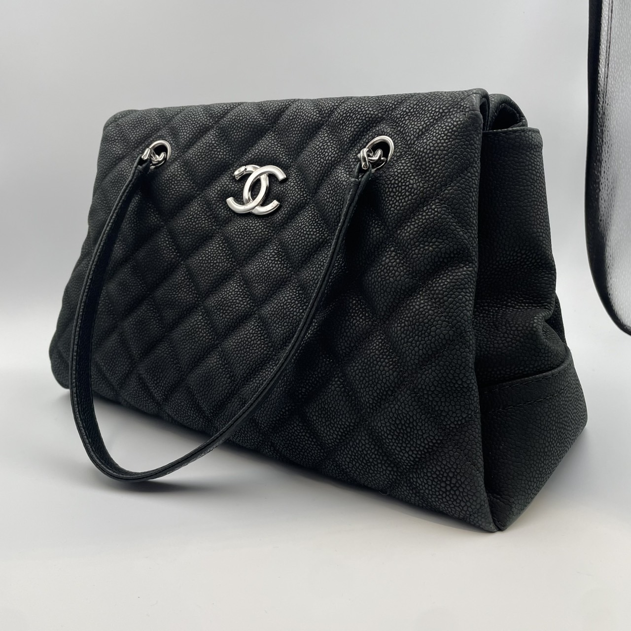 CHANEL(����ͥ�) ��������ȡ��ȥХå� ���եȥ���ӥ������� �֥�å� 16���� �����ɡ������뤢�� ���AB CAB-490 (���ض�Ź)