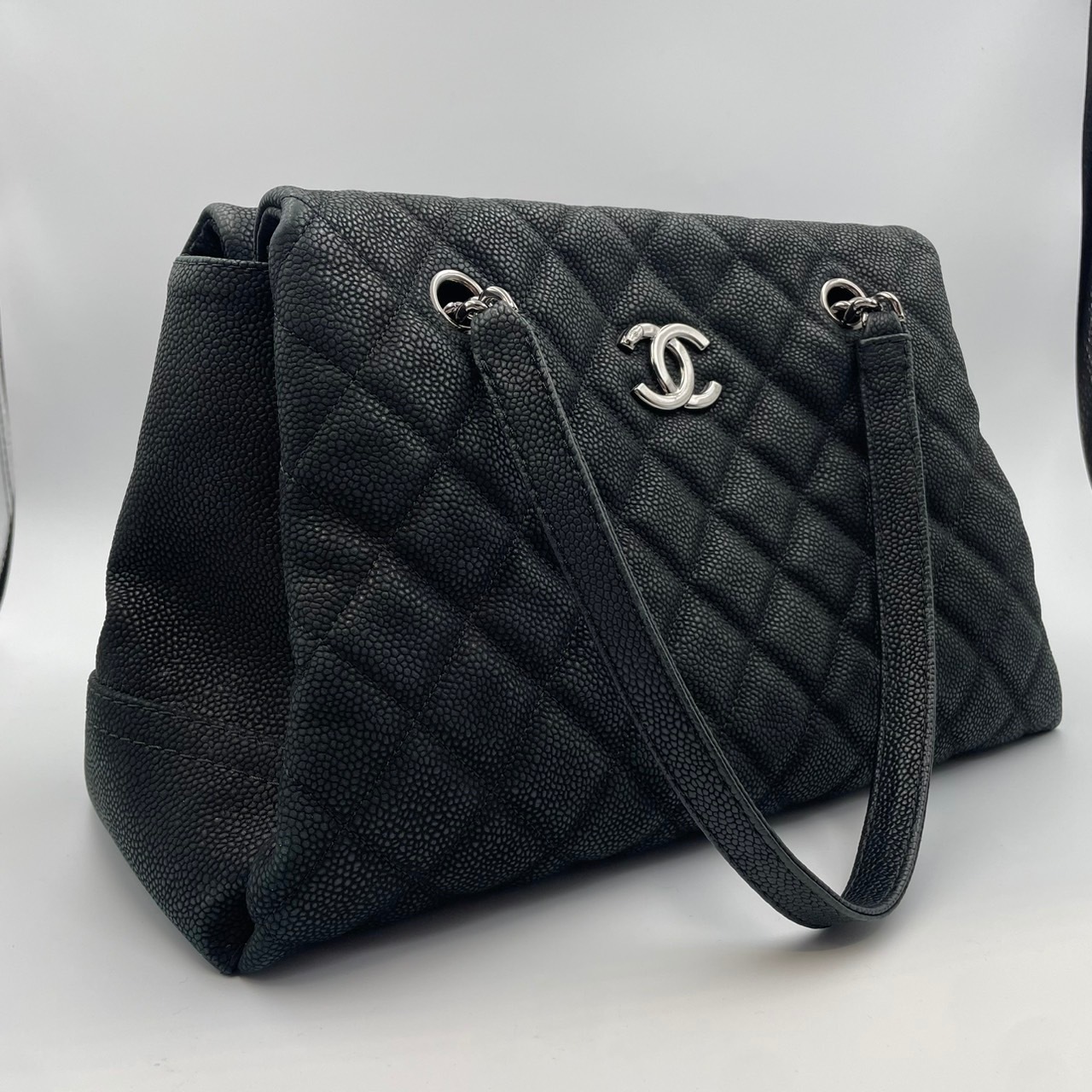 CHANEL(����ͥ�) ��������ȡ��ȥХå� ���եȥ���ӥ������� �֥�å� 16���� �����ɡ������뤢�� ���AB CAB-490 (���ض�Ź)