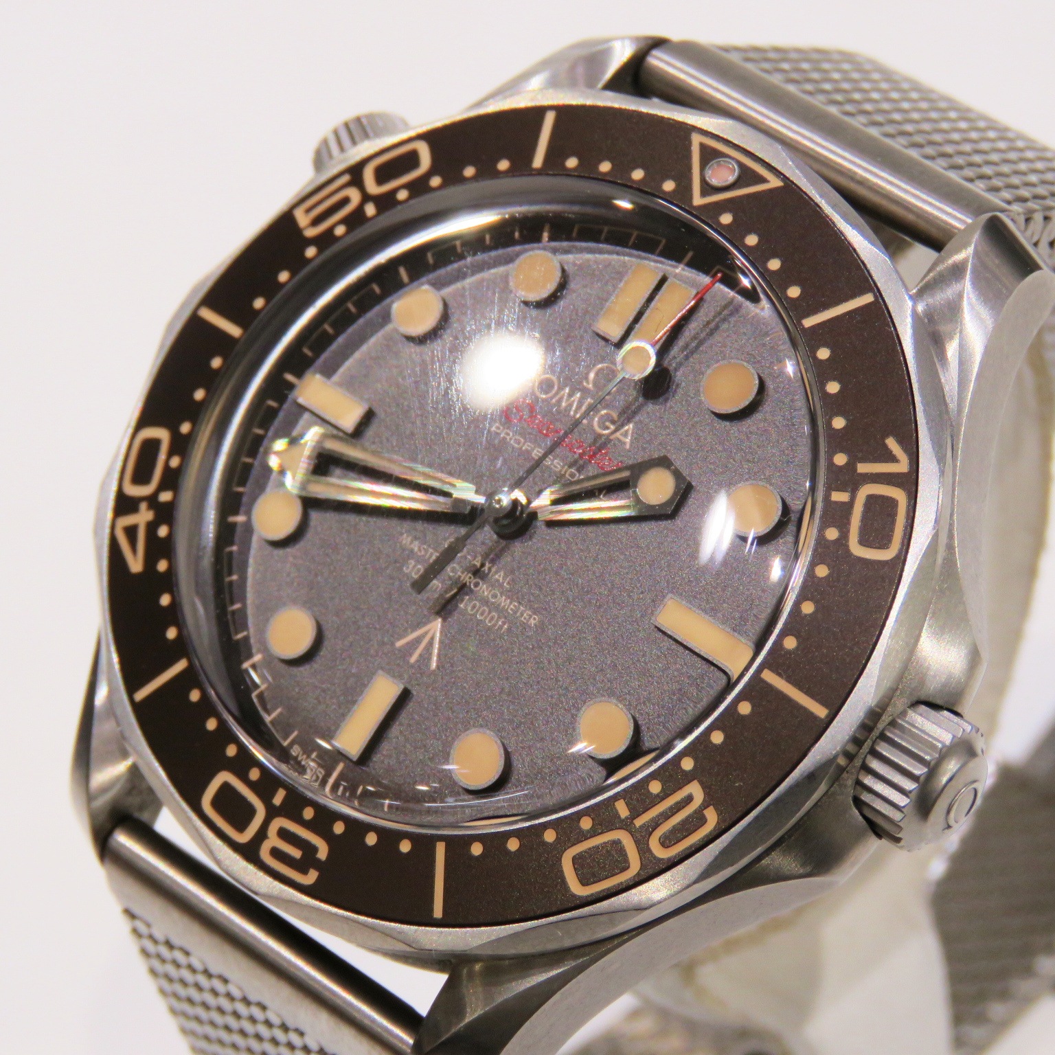 OMEGA (���ᥬ) �����ޥ�����300 �ӻ��� 210.92.42.20.01.001 �֥饦�� ������ ��°�ʴ��� ����� X-198 ���Ź
