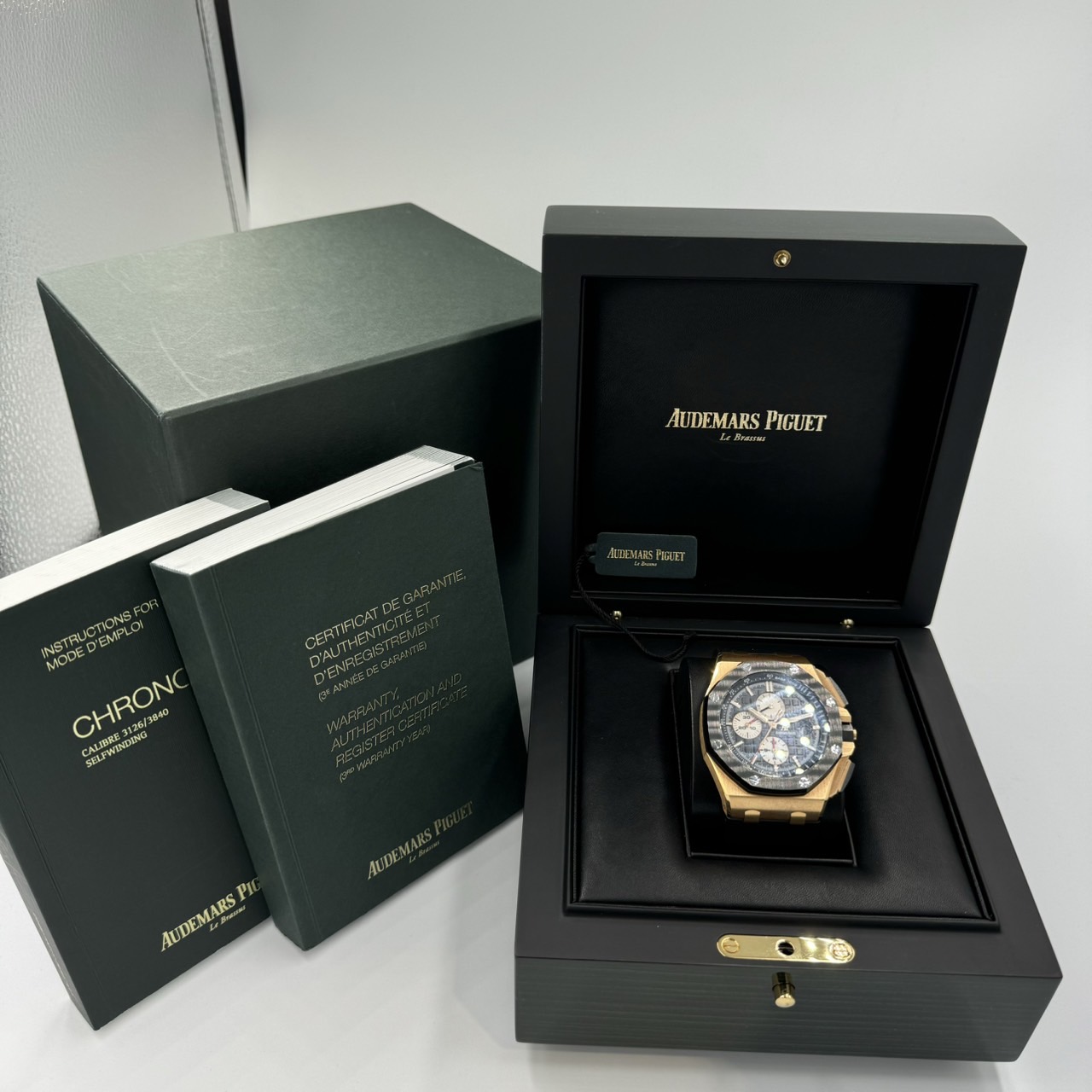 AUDEMARS PIGUET(�����ǥޡ��ԥ�) �����ǥޥԥ� ������륪���� ���ե��祢�����Υ���� 26401RO.OO.A002CA.01 �֥�å� PG�ߥ�С� ����� ���ض�Ź CAT-196 
