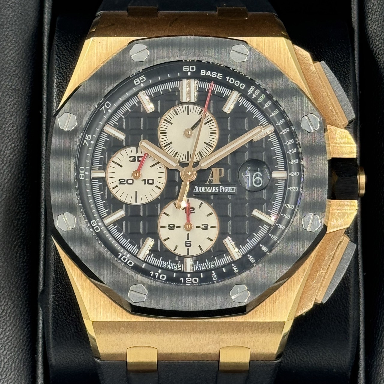 AUDEMARS PIGUET(�����ǥޡ��ԥ�) �����ǥޥԥ� ������륪���� ���ե��祢�����Υ���� 26401RO.OO.A002CA.01 �֥�å� PG�ߥ�С� ����� ���ض�Ź CAT-196 