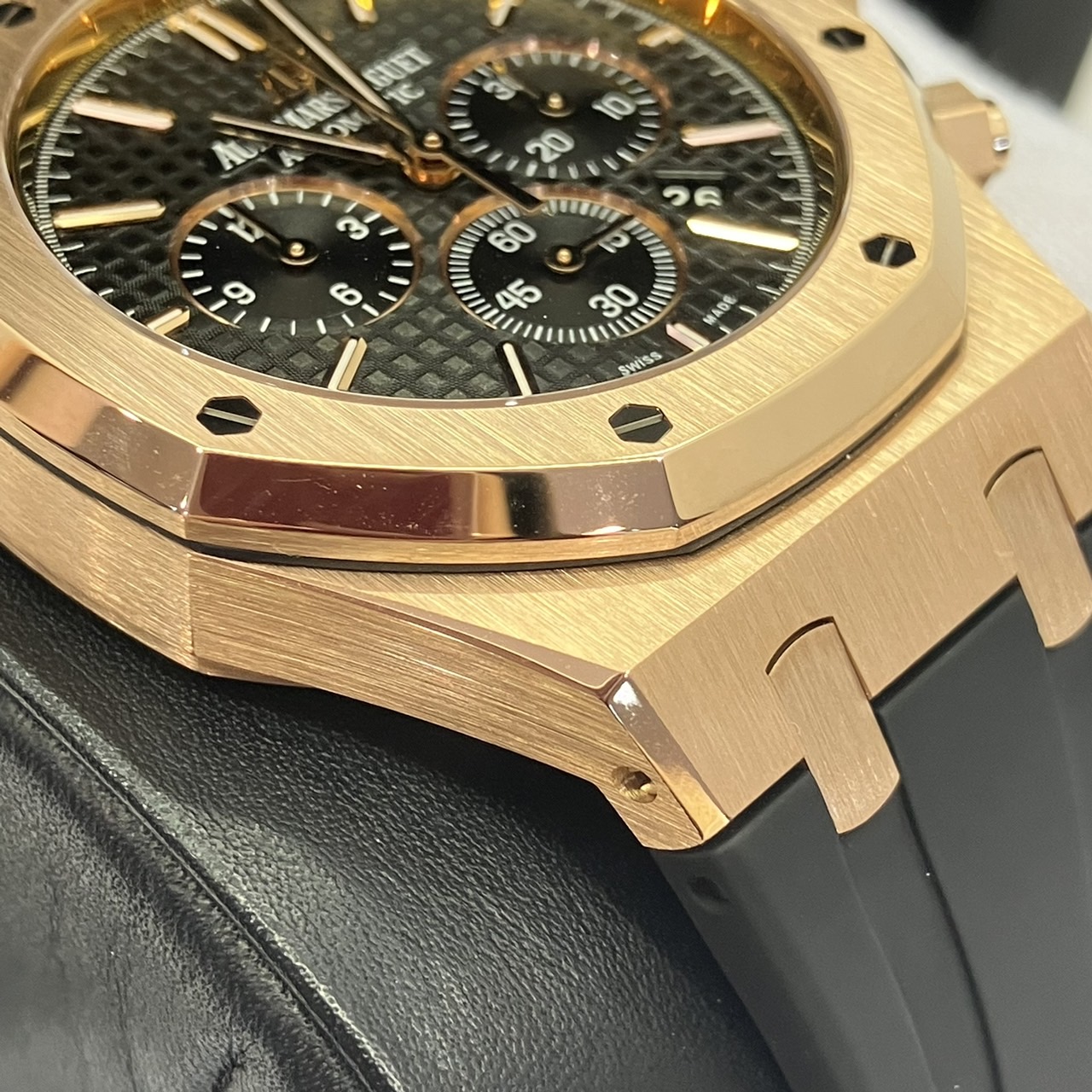 AUDEMARS PIGUET(�����ǥޥԥ�) ������륪���� 26320.OR.OO.D002CR.01 �֥�å� 750RG �������� OH������ ��ţ� UG-421 (����Ź)
