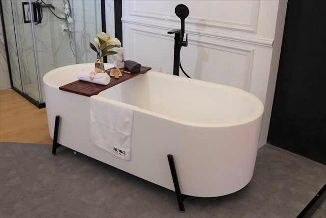 �Х��ȥ졼 NP10405U