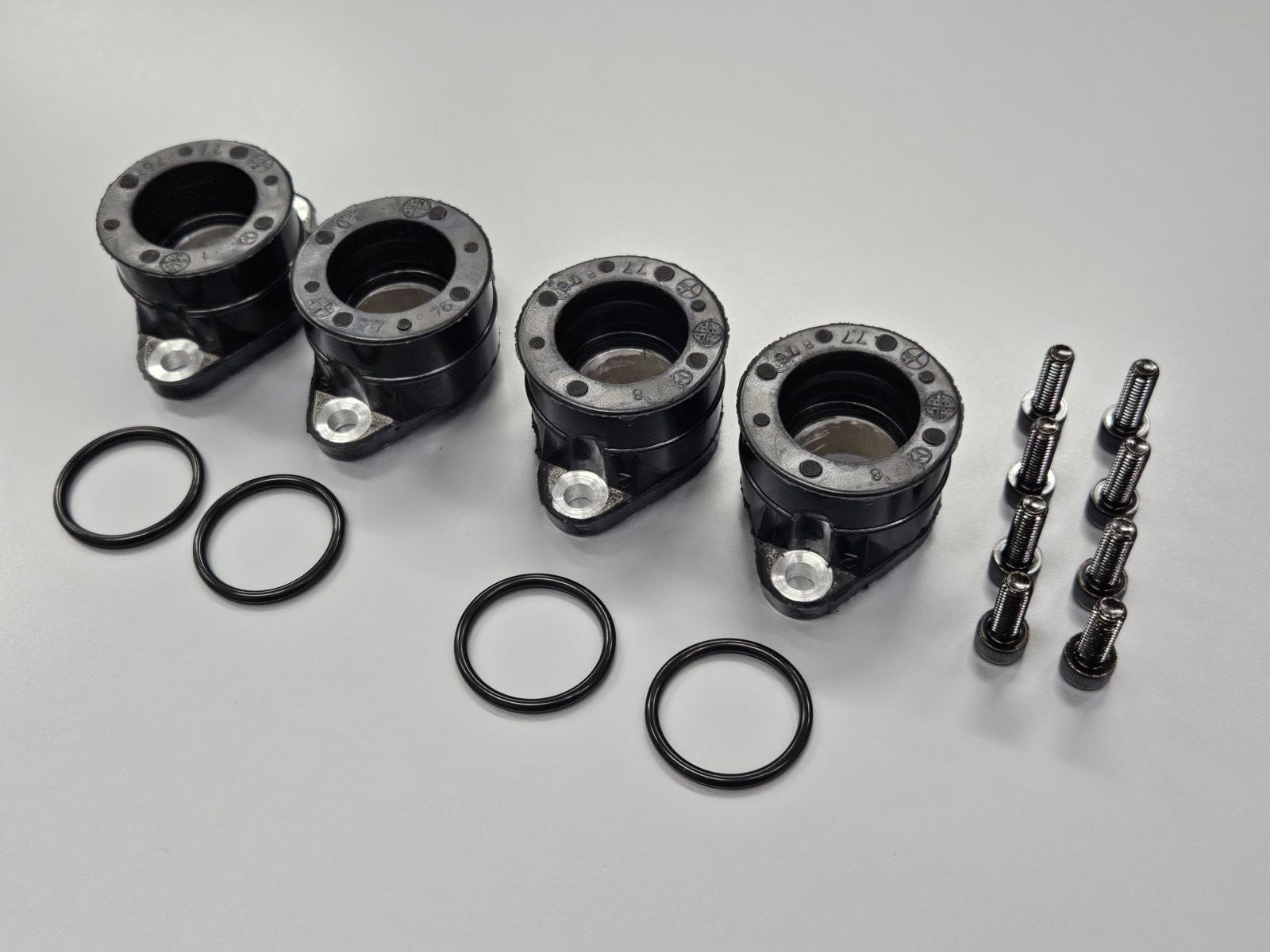 CB400F/CB350F 純正キャブ用インシュレーター(4個)☆純正品 | HONDA