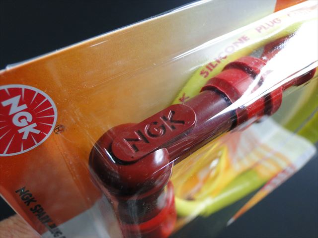 GT380 NGKプラグコード(3本)赤/黄 | SUZUKI,GT380 ('72