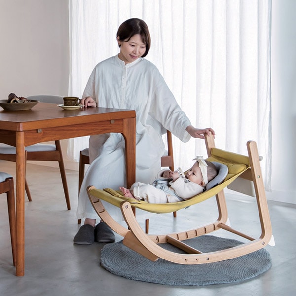 ファルスカ　スクロールチェア 楽天市場】ファルスカ スクロールチェアプラス 赤ちゃんから大人