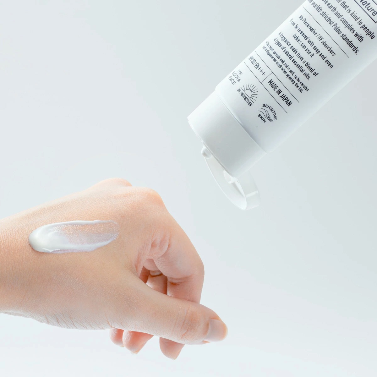 THE SUNSCREEN Think Nature サンスクリーン (日焼け止め) 50g