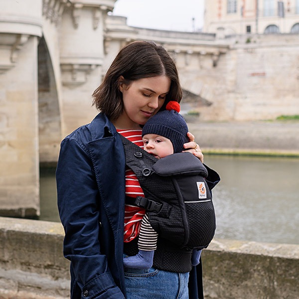 ErgoBabyCarrier SG �����ץ� ���եȥե�å��� ���˥����֥�å� ���ѥ��С����å� / �֥�å����ȥ饤�ס�����SG�����ѥ��С���