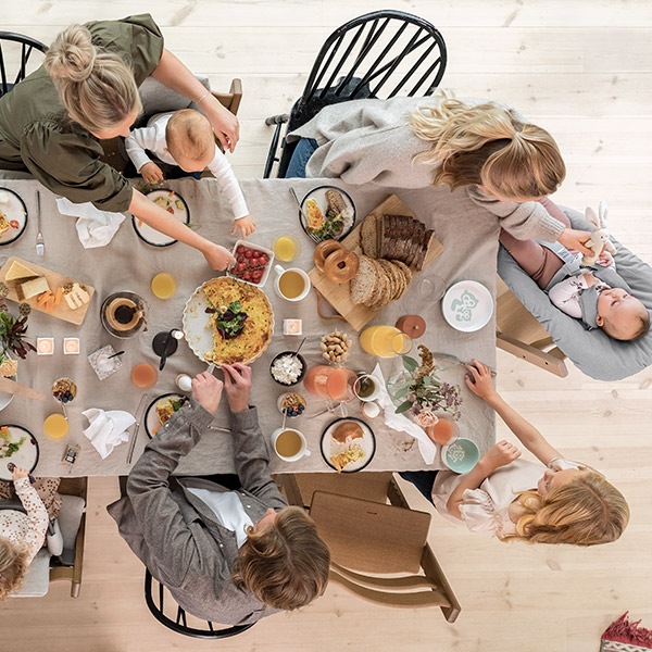【STOKKE】 ストッケ　ブラウン　ナチュラル　4　ベビーセット ストッケ(STOKKE)｜トリップトラップ｜チェア＆ベビーセット