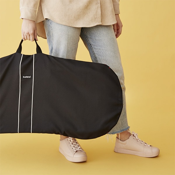 ベビービョルンバウンサー　専用袋&おもちゃ付き ベビービョルン｜バウンサー用おもちゃ｜ブラック・ホワイト｜ブリベビ通販