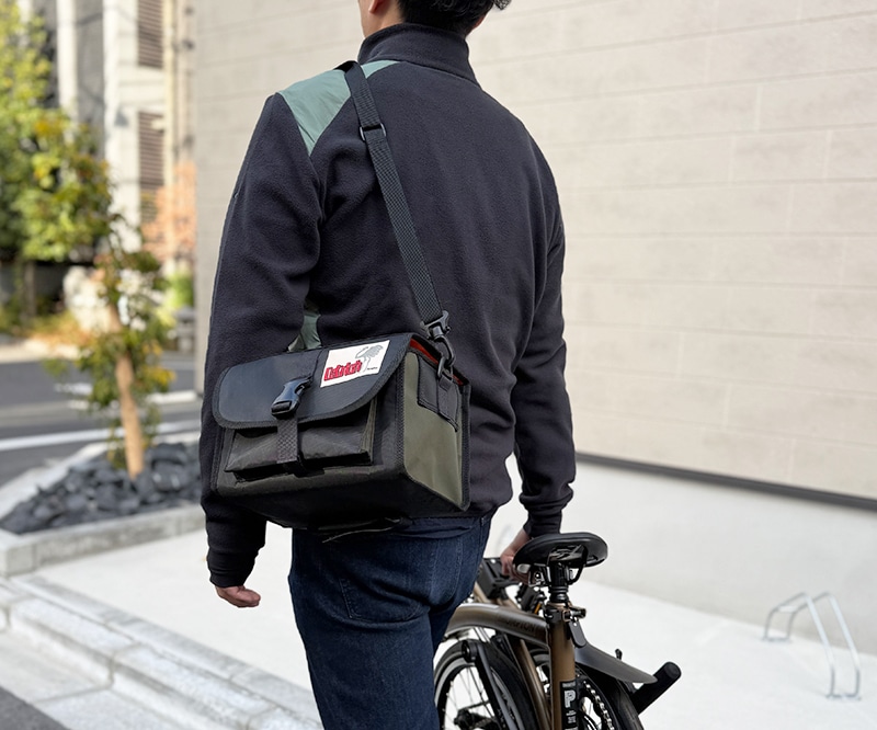 マルチフロントバッグ X-PAC BK | ブランドで選ぶ,OSTRICH