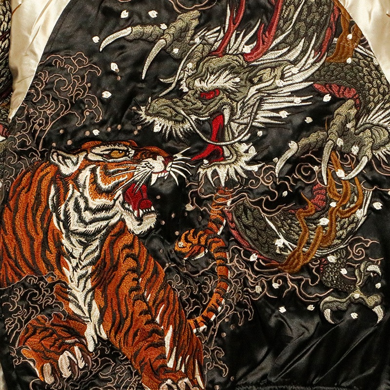 クロップドヘッズ 龍 双龍 富士山 鯉 昇り鯉 和柄 豪華 刺繍 スカジャン Amazon | [クロップドヘッズ] 富士鯉リバーシブルスカジャン 和