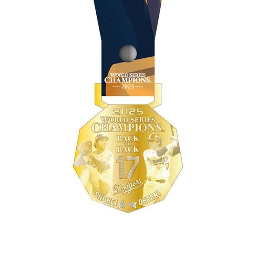 ���������� 17�ġ� ��ë��ʿ ��� ������������ɥ��奨�꡼ ��K24 MEDAL DIAMOND JEWELRY��