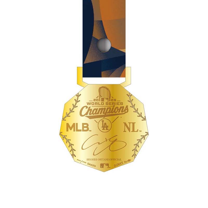 ���������� 17�ġ� ��ë��ʿ ��� ������������ɥ��奨�꡼ ��K24 MEDAL DIAMOND JEWELRY��