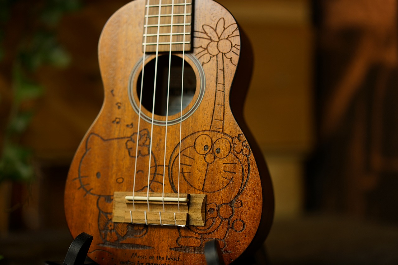 ドラえもん ハローキティ ウクレレ Doraemon Hello Kitty Ukulele ソプラノサイズ 商品一覧 Bsフジショッピング