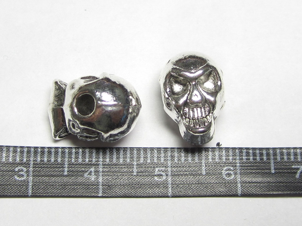 スペーサー ドクロ 横穴 約14×9mm 銀古美 【20個】 スカル 骸骨 どくろ