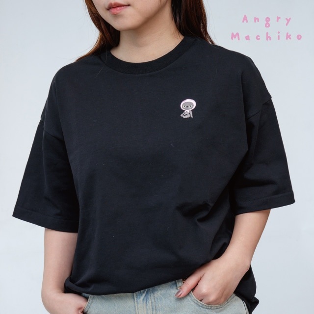 【有料ギフトラッピング対応商品】マチコさん刺繍Tシャツ アングリーマチコ Angry Machiko 真知子