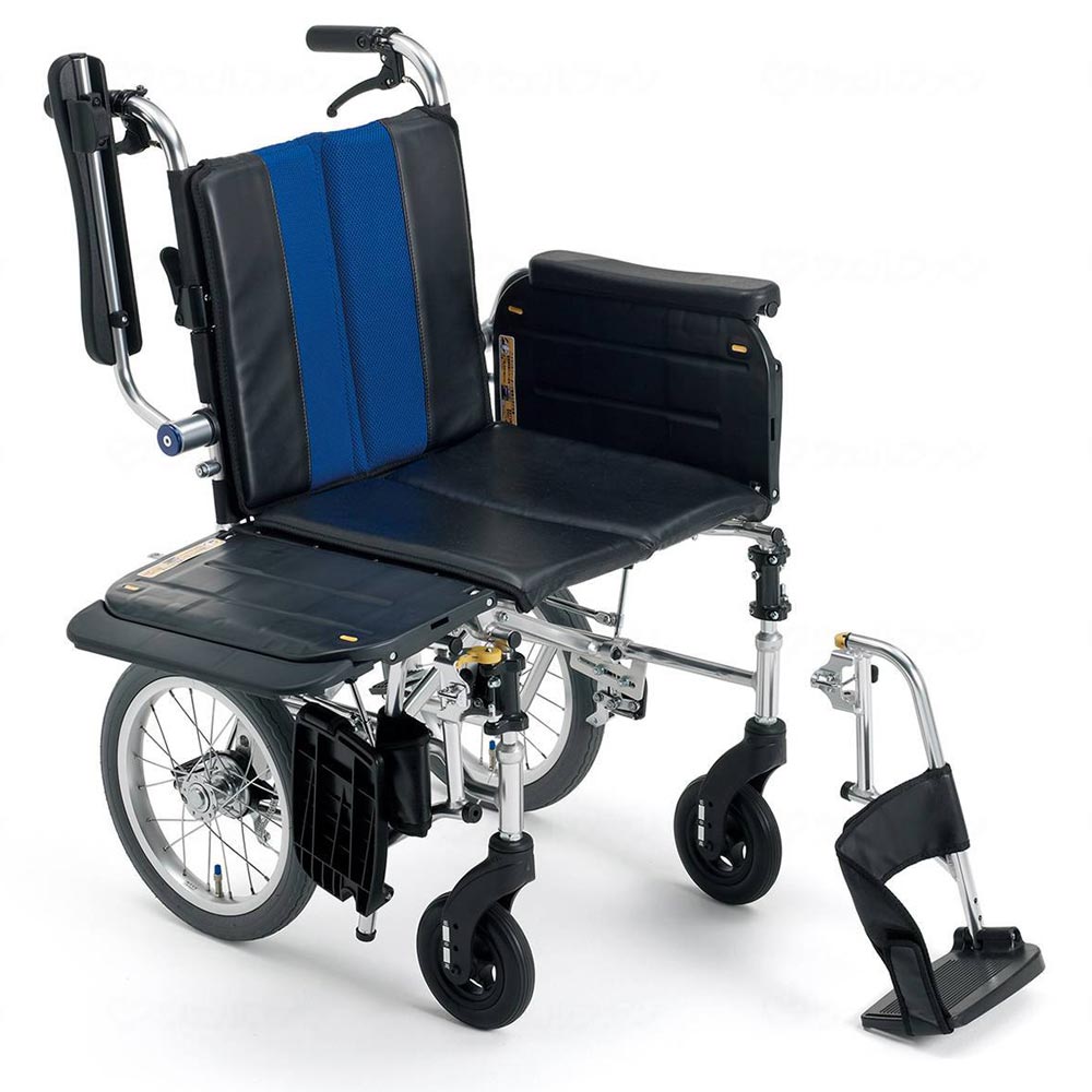 介助用横乗り車椅子ラクーネ３ エアータイヤ仕様・肘跳ね上げ・足台スイングアウト