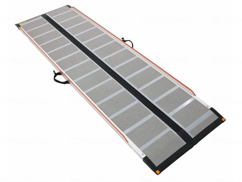 ケアスロープ　65×70 母の日クーポン対象】ケアスロープ 二つ折りタイプ （幅70cm×長さ